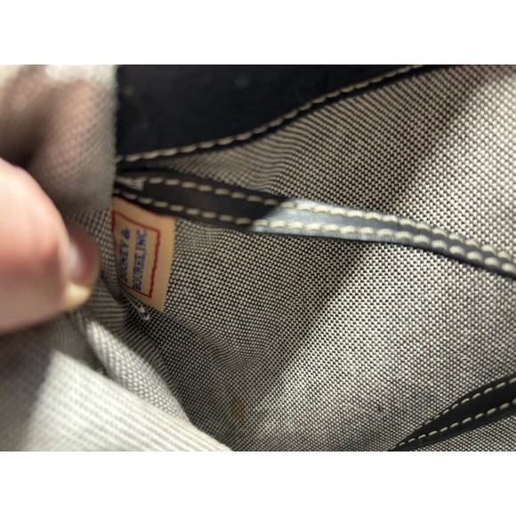 Dooney & Bourke Limited Edition Donegal Crest Large Navy Tote Handbag - Picture 8 of 10